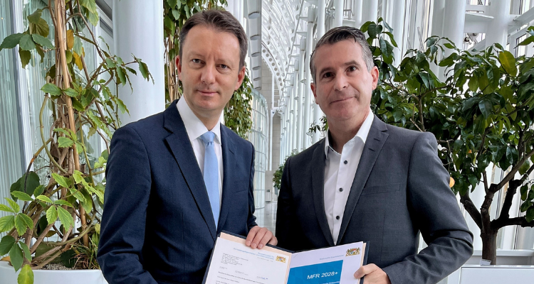 treffen-mit-dem-bayerischen-europaminister-eric-beisswenger-in-munchen-c-volker-ellerkmann