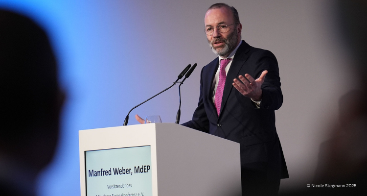 Europaabgordneter Manfred Weber am Rednerpult